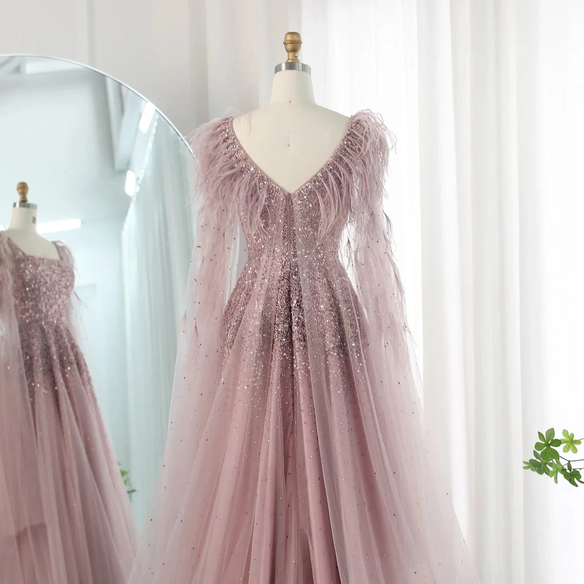 Dusty Pink Luxury Feathers Arabic Evening Dresses with Cape SS406