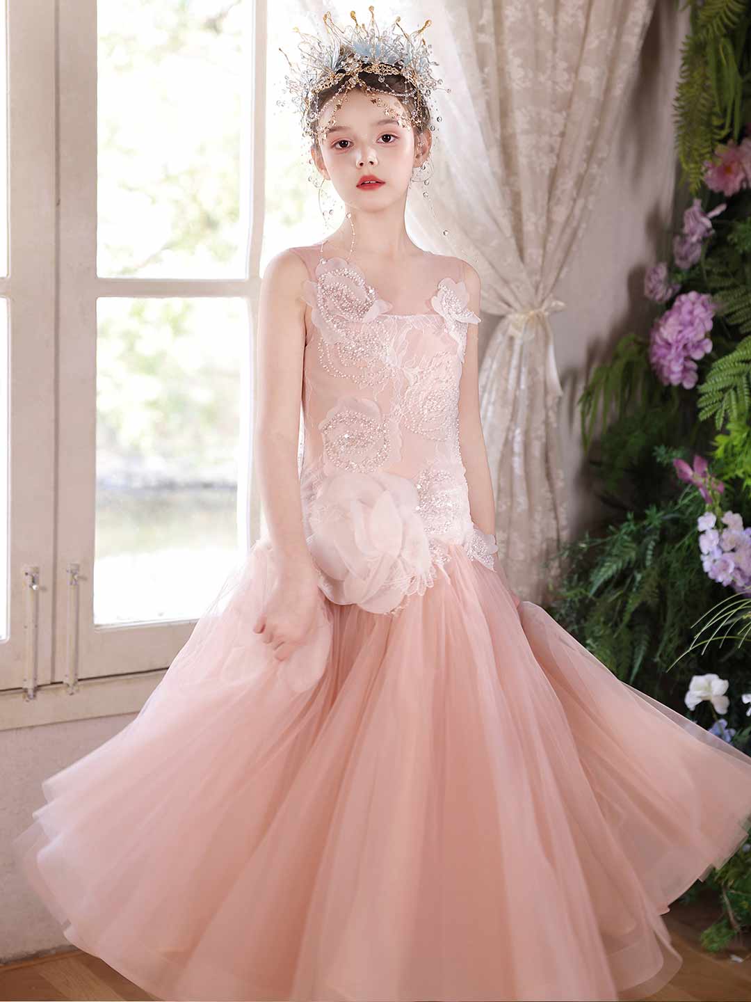 J119 pink flower girl dress detail