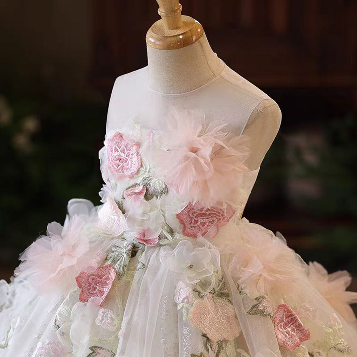 Jill Floral Girl Dress Tulle Train for kids Birthday Pageant Party J197
