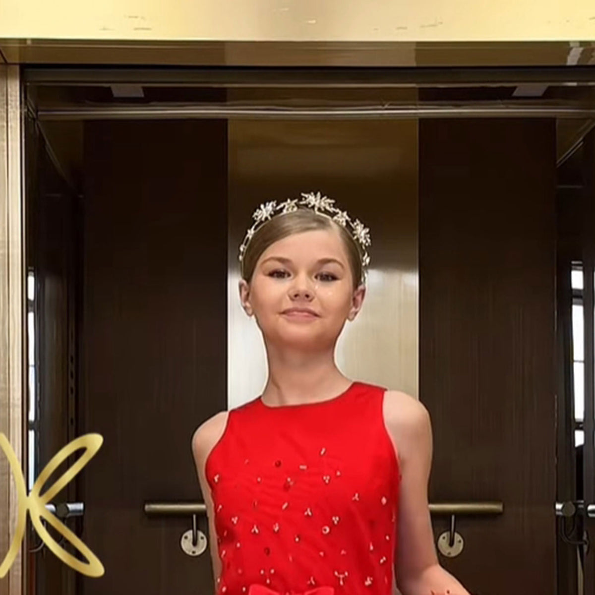 Jill Girls' dress tiara Children's tiara Headband for Birthday Party W012
