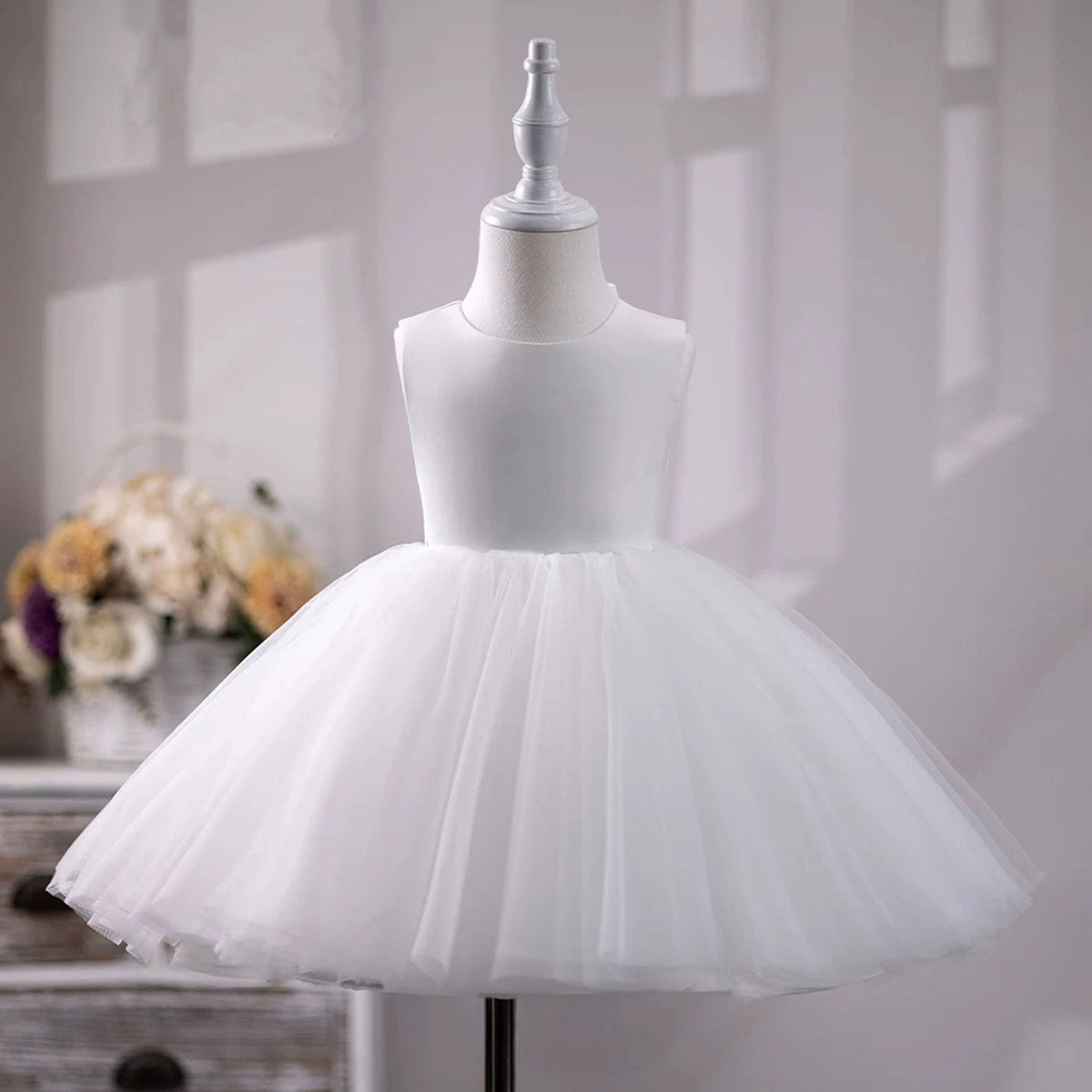 Jill White Baby Girl Dress Classic Sleeveless Party Ball Gown J705