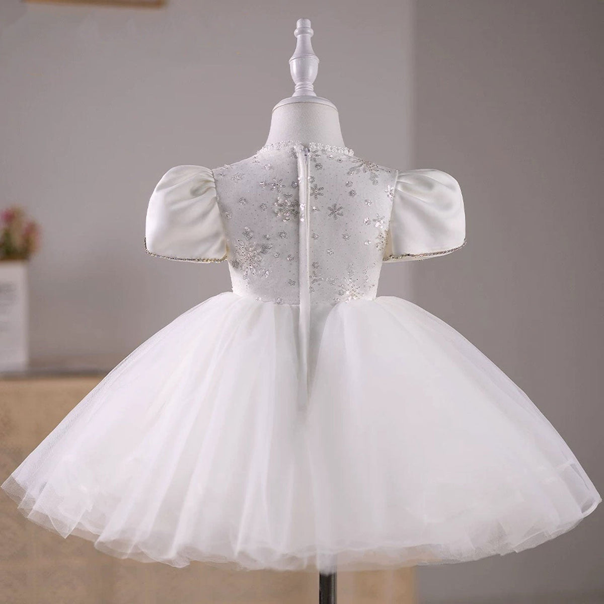 Jill White Girl Dress Exquisite Embellished Princess Ball Gown J704