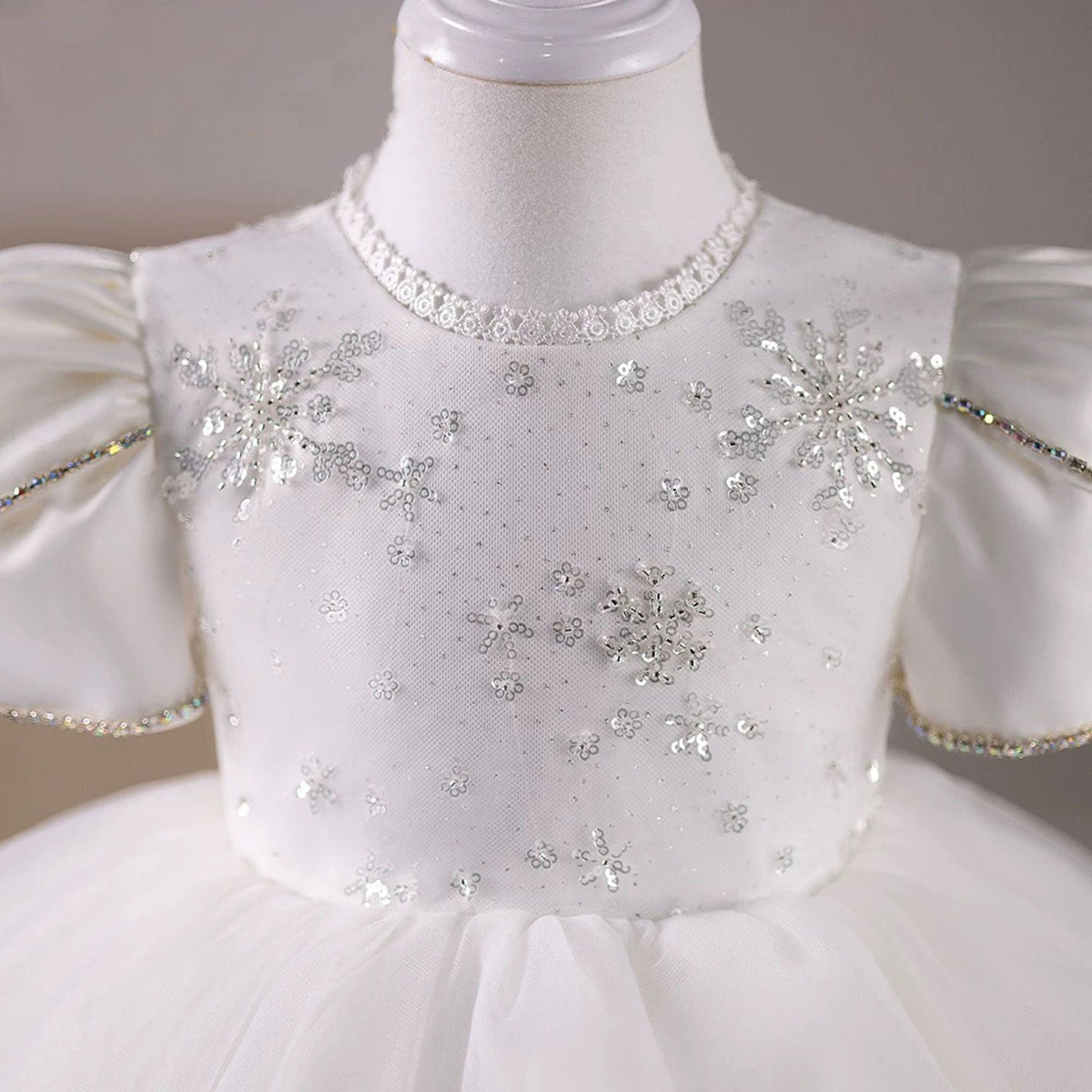 Jill White Girl Dress Exquisite Embellished Princess Ball Gown J704