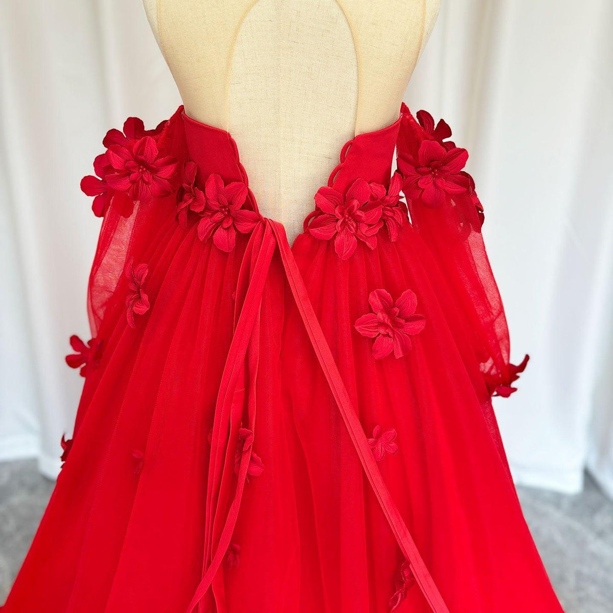 redgirl dress Red Girl Dress, Junior Bridesmaid Dress, Flower Girl Red, Ivory Girl Dress, Satin Flower Girl Dress, Birthday Dress, Ball Gown Girl Red Dress Dress Red girl - Tartine