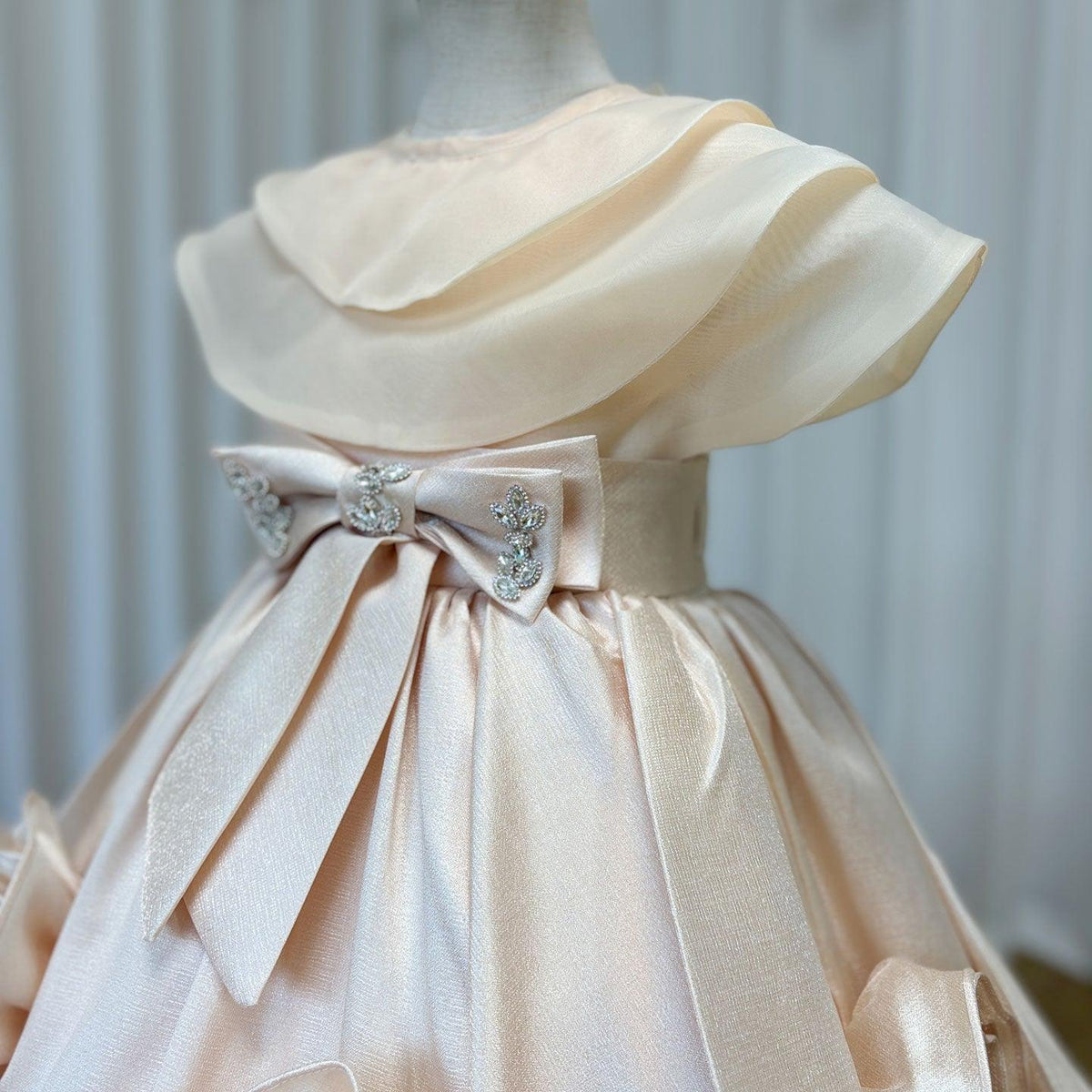 Jill Wish Elegant Beige Girl Dresses Handmade Flowers with Headgear J104