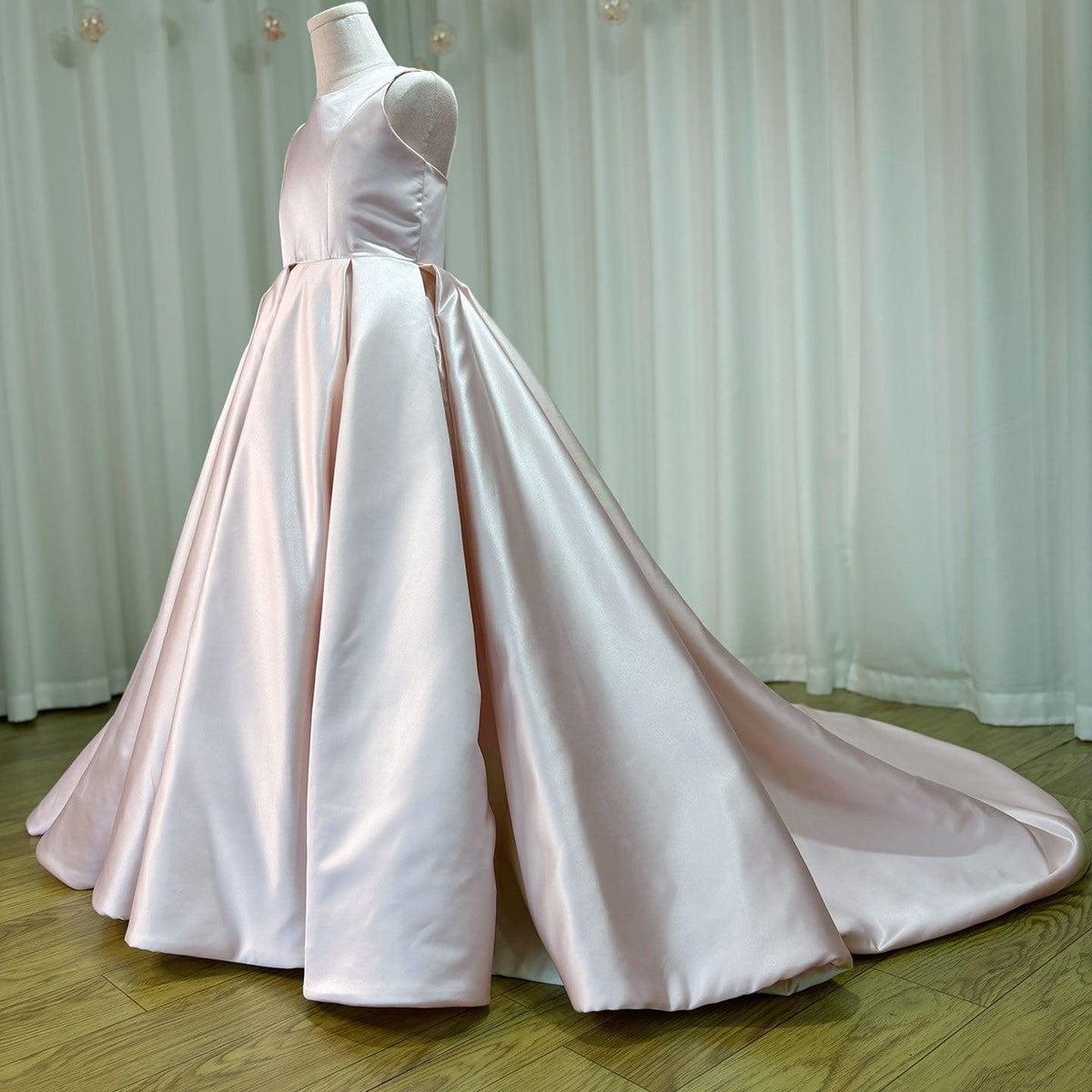 Jill Wish Elegant White Flower Girl Dress with Bow Satin Ball Gown J205