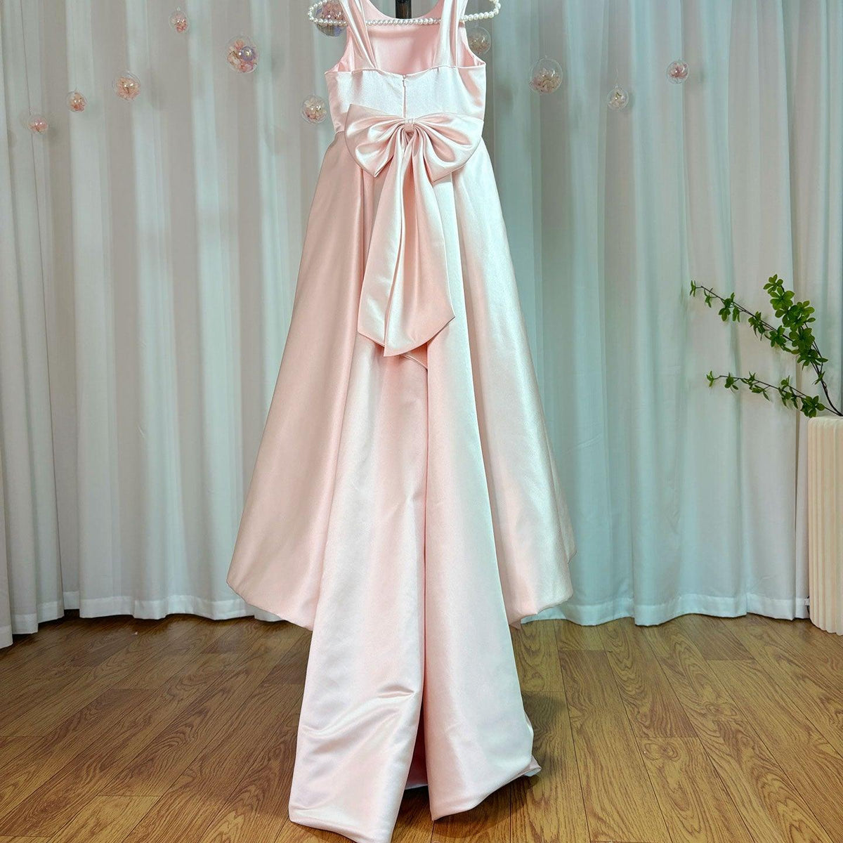 Jill Wish Elegant White Flower Girl Dress with Bow Satin Ball Gown J205