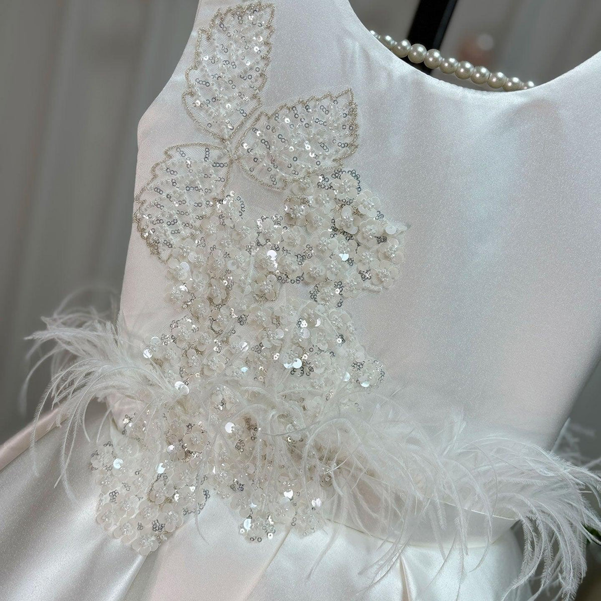 Jill Wish Elegant White Girl Dress Appliques Beading Red Ball Gown J322
