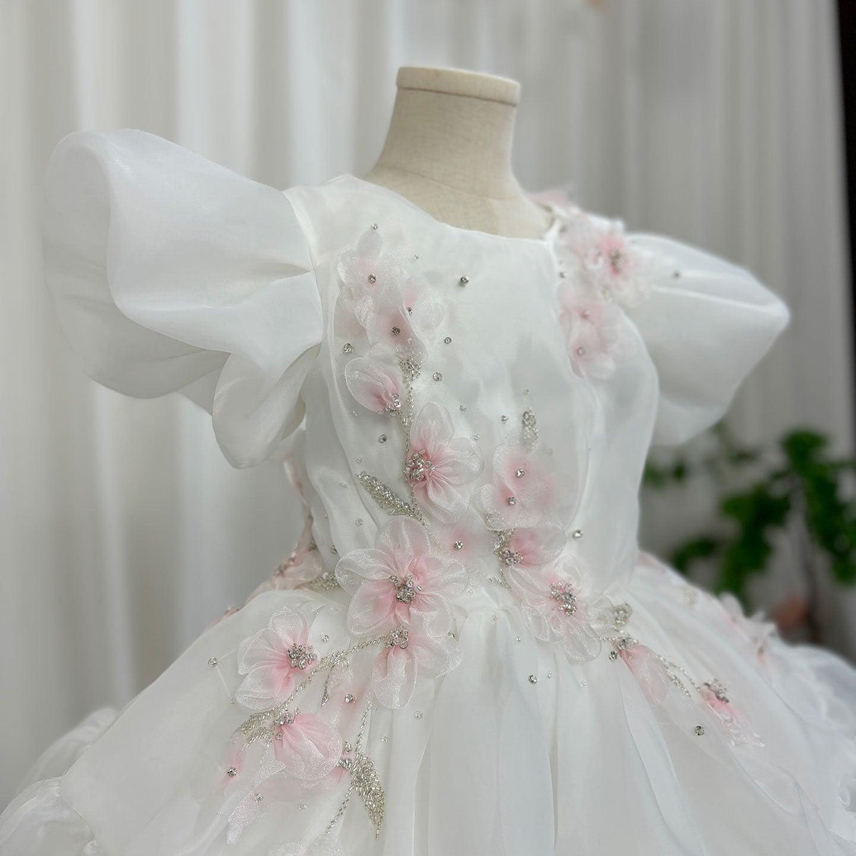 Jill Wish Luxury Dubai White Girl Dress 3D Flowers Beading Ball Gown J348