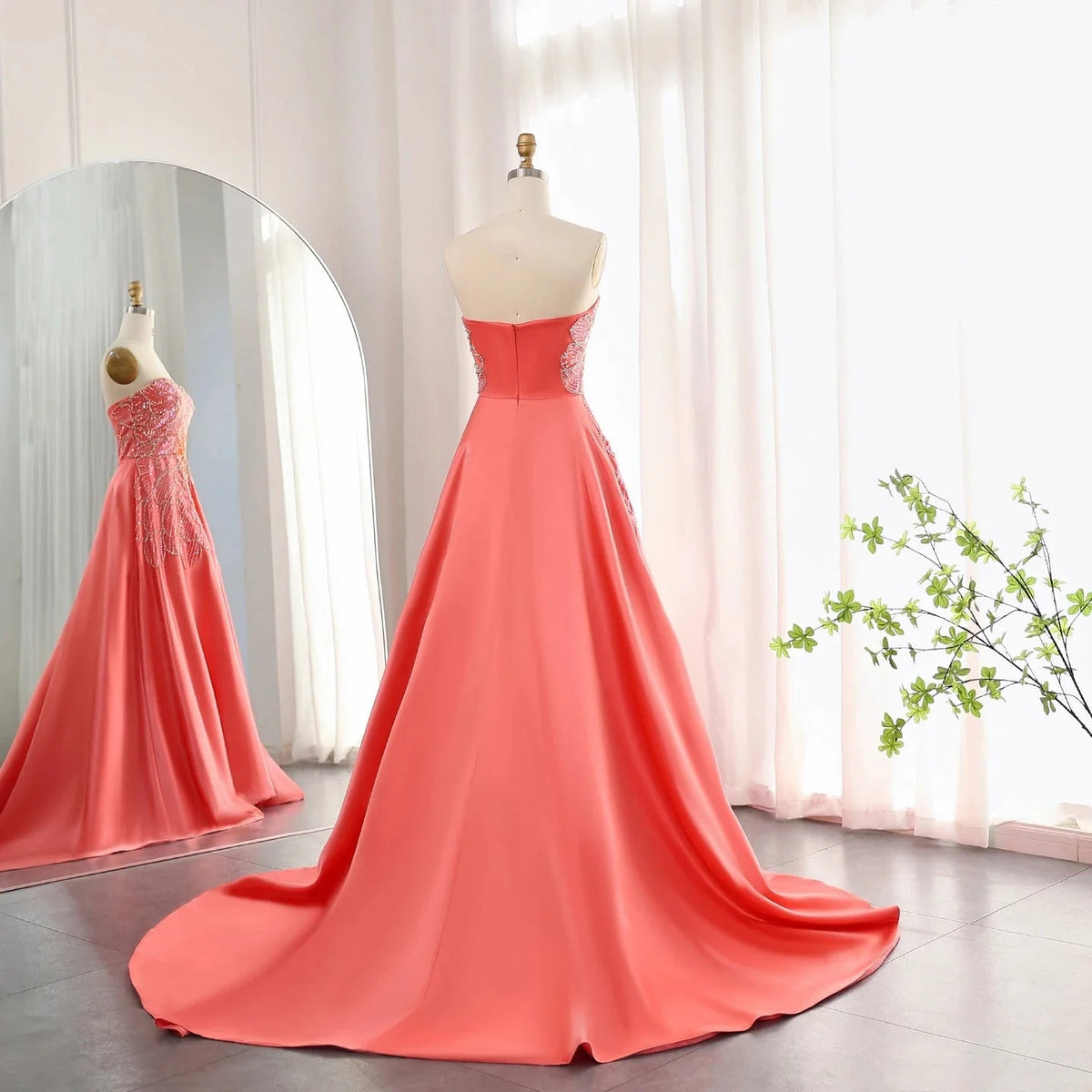 Luxury Beaded Butterfly Beige Evening Dresses for Women Wedding 2024 Elegant Sweetheart Satin Prom Party Gowns SS467