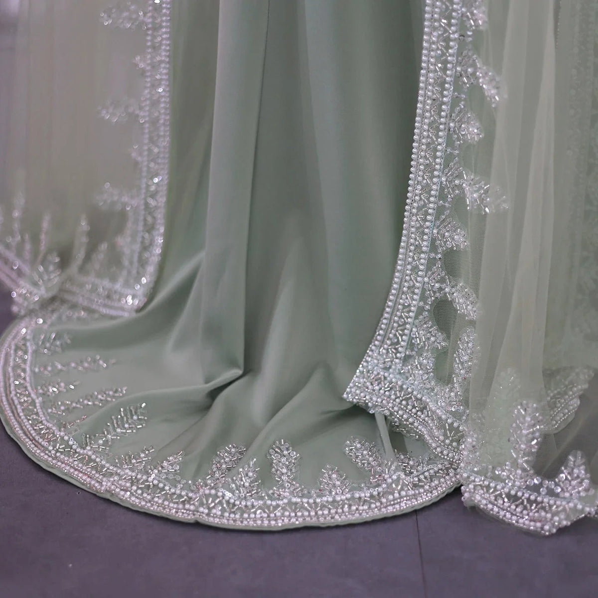 Luxury Crystal Blue Mermaid Dubai Evening Dresses with Cape Sleeves Elegant Arabic Women Wedding Party Gowns SS445