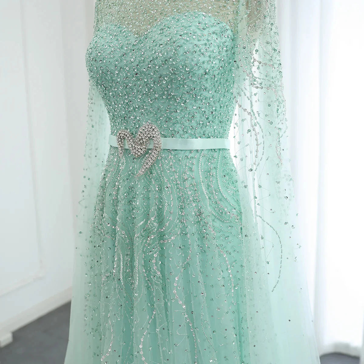 Luxury Dubai Blue Arabic Evening Dress with Cape Sleeves Elegant High Neck Muslim Women Wedding Party Gowns SS451