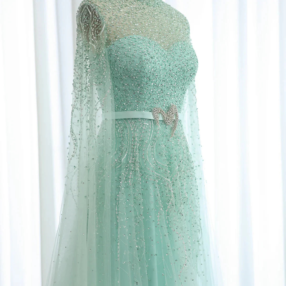Luxury Dubai Blue Arabic Evening Dress with Cape Sleeves Elegant High Neck Muslim Women Wedding Party Gowns SS451