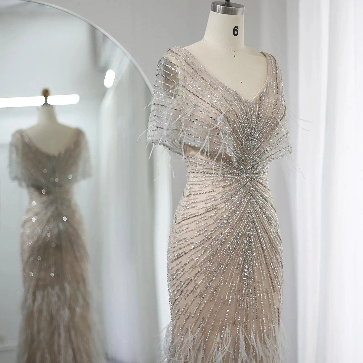 Luxury Dubai Feathers Khaki Mermaid Evening Dresses 2023 Elegant for Woman Wedding Party Gowns Cape Sleeves SS210