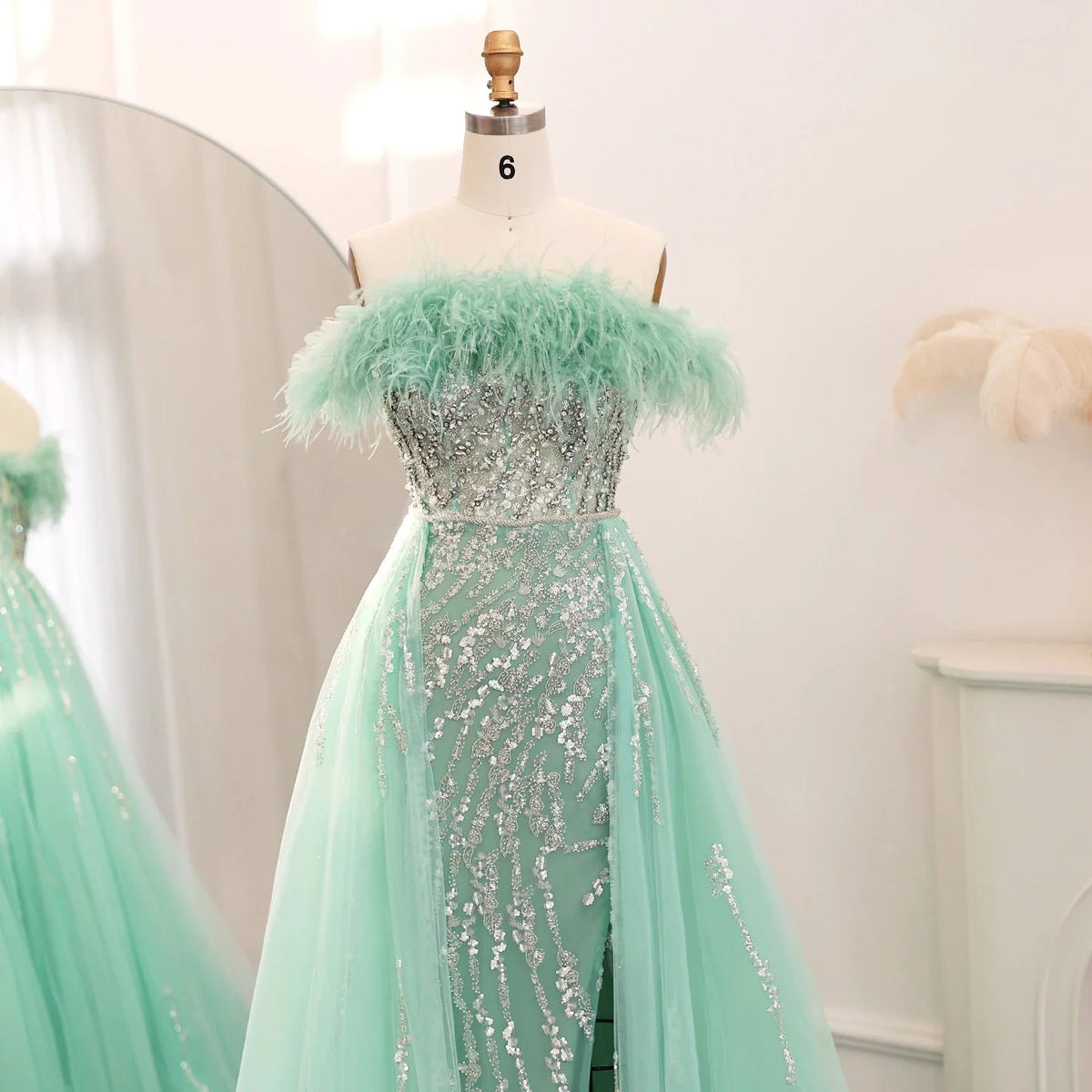 Luxury Dubai Feathers Lilac Evening Dress with Overskirt Side Slit Arabic Blue Green Women Wedding Party Gowns SS252