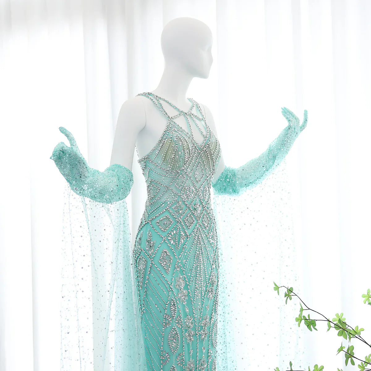 Luxury Dubai Lilac Evening Dresses with Gloves Cape Sleeves Long Straight Beyonce Celebrity Prom Party Gowns SS437