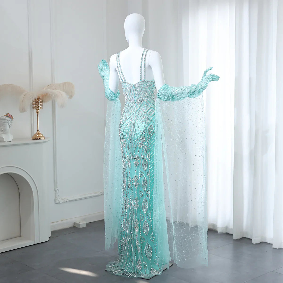 Luxury Dubai Lilac Evening Dresses with Gloves Cape Sleeves Long Straight Beyonce Celebrity Prom Party Gowns SS437