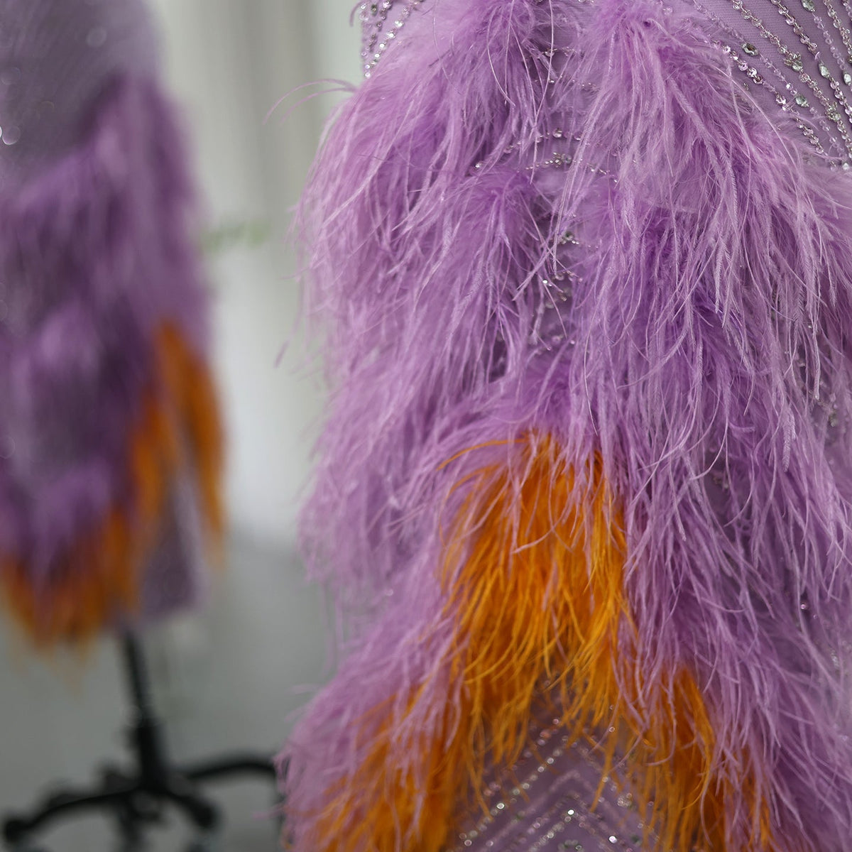 Luxury Feathers Lilac Evening Dresses Elegant Halter Mermaid Women Wedding Party Prom Gowns SS473