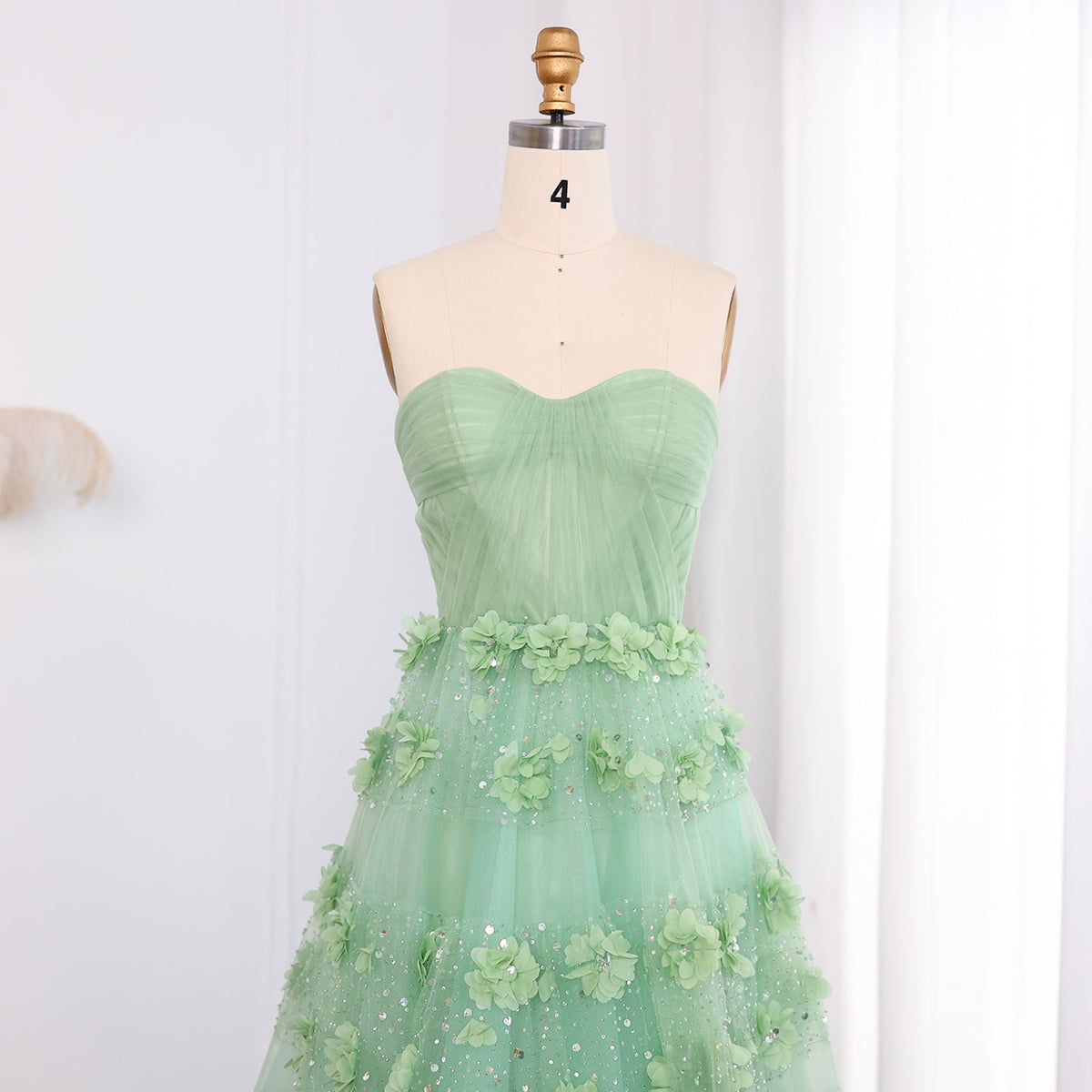 Luxury Sage Green 3D Flowers Dubai Evening Dress with Cape Elegant Swetheart Arabic Women Wedding Party Gowns SS346