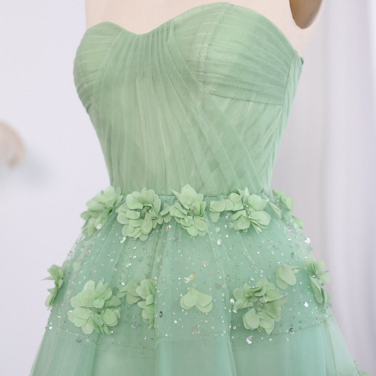 Luxury Sage Green 3D Flowers Dubai Evening Dress with Cape Elegant Swetheart Arabic Women Wedding Party Gowns SS346