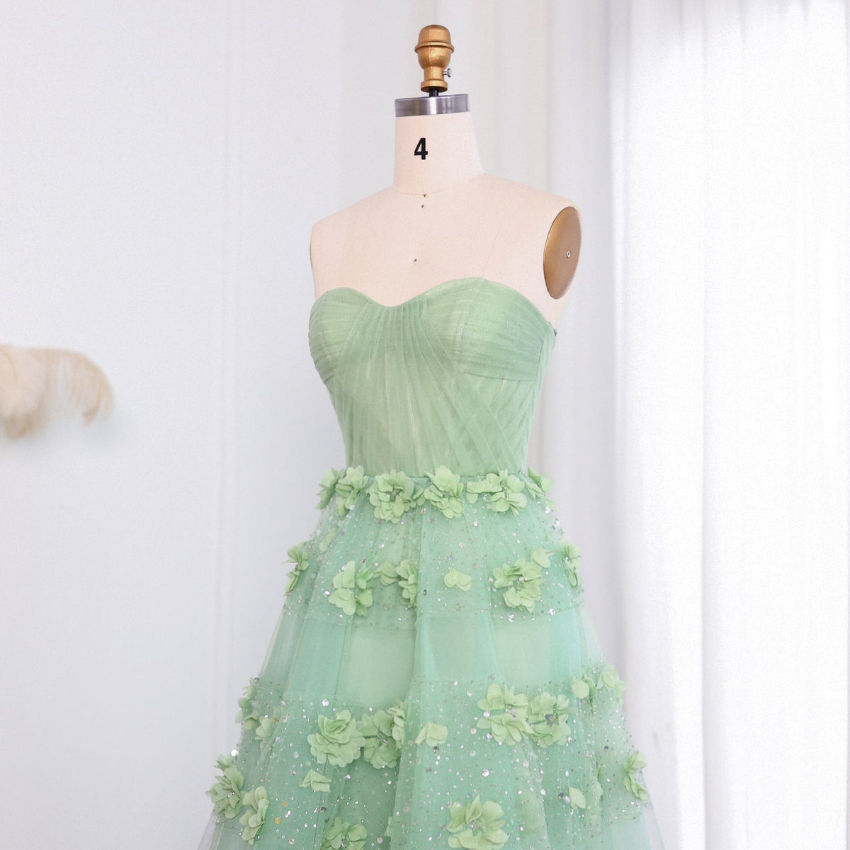 Luxury Sage Green 3D Flowers Dubai Evening Dress with Cape Elegant Swetheart Arabic Women Wedding Party Gowns SS346