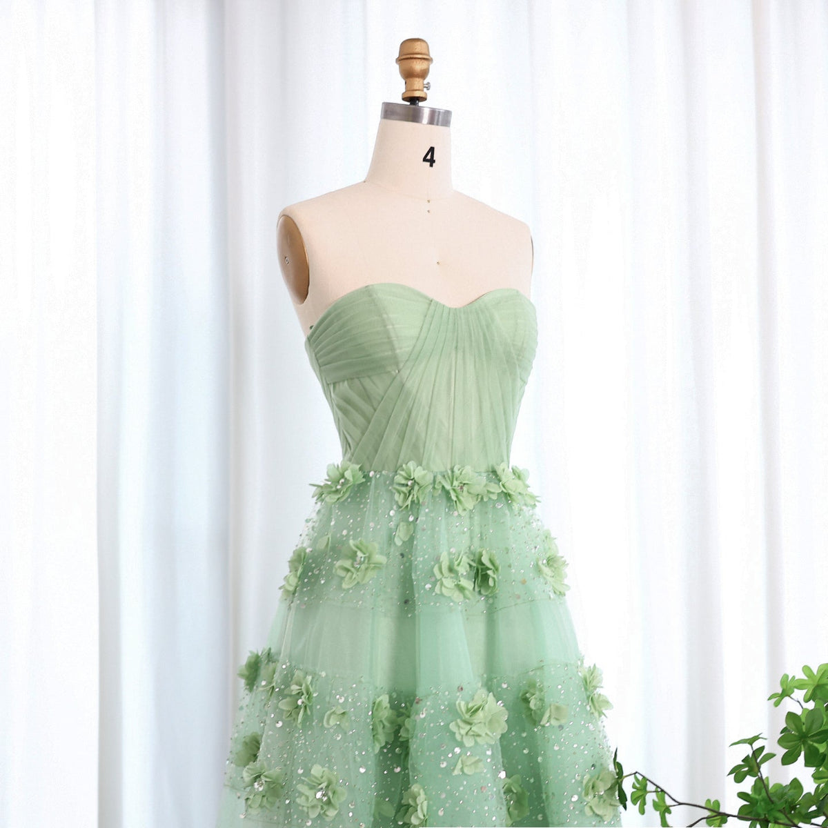 Luxury Sage Green 3D Flowers Dubai Evening Dress with Cape Elegant Swetheart Arabic Women Wedding Party Gowns SS346