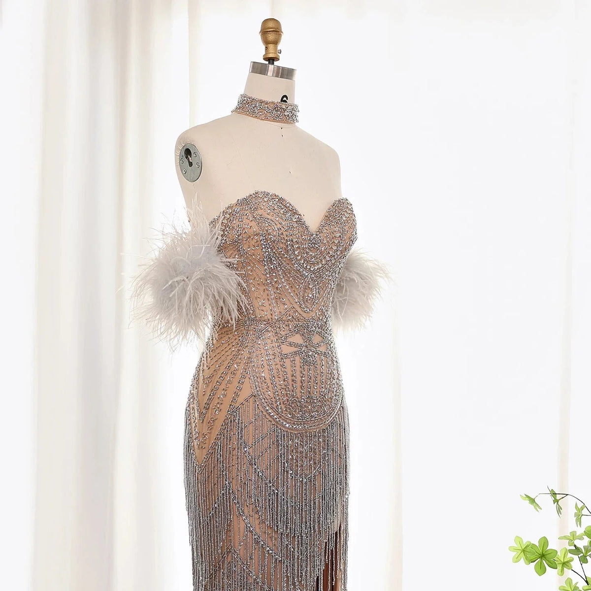 Luxury Tassel Feather Silver Nude Mermaid Evening Dress with Necklace High Slit Dubai Women Prom Party Gowns SS187
