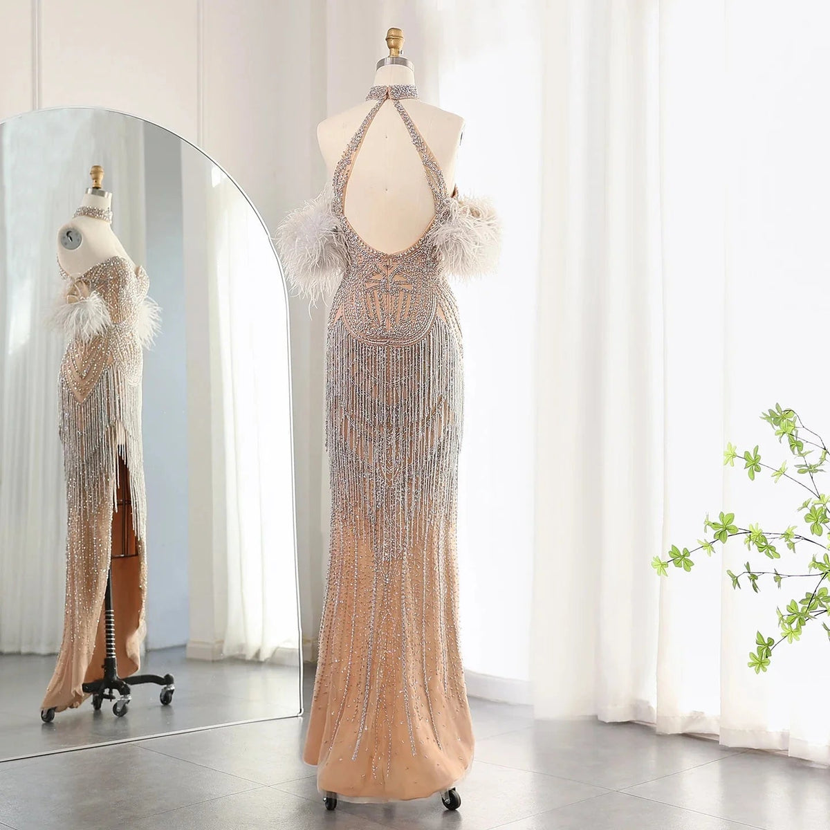 Luxury Tassel Feather Silver Nude Mermaid Evening Dress with Necklace High Slit Dubai Women Prom Party Gowns SS187