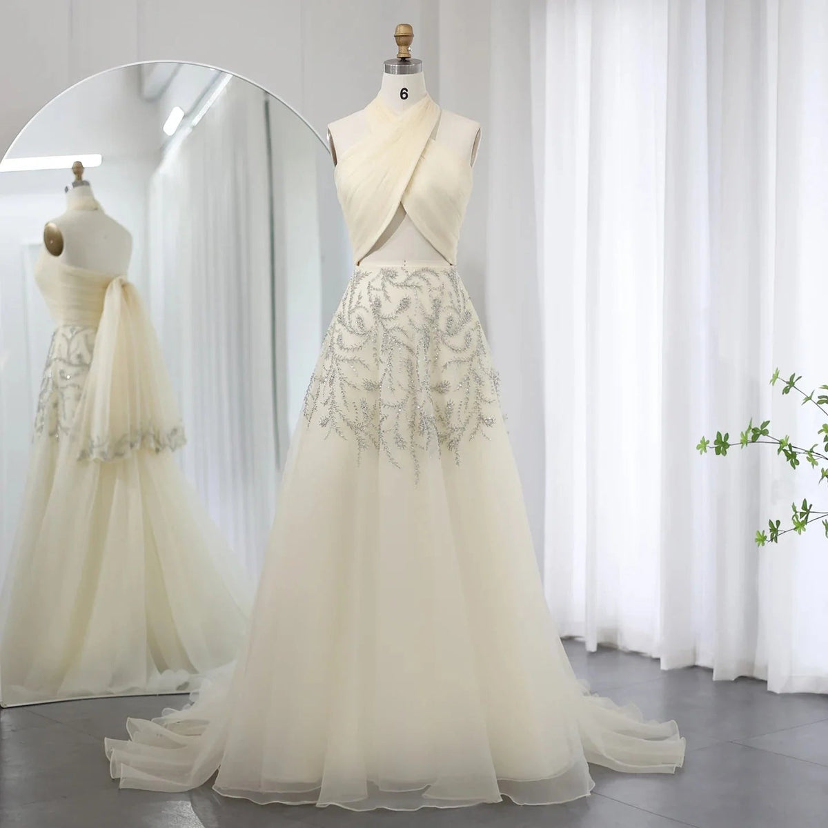 Saudi Arabic Halter Beige Dubai Evening Dress for Women Wedding Luxury Crystal Dubai Long Prom Party Dresses SS444