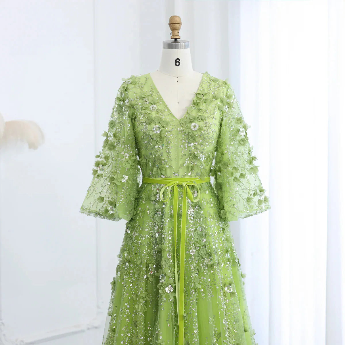 Sexy Plunging V-neck Green 3D Embroidered Flowers Evening Dress for Women Wedding Party Gowns SS354