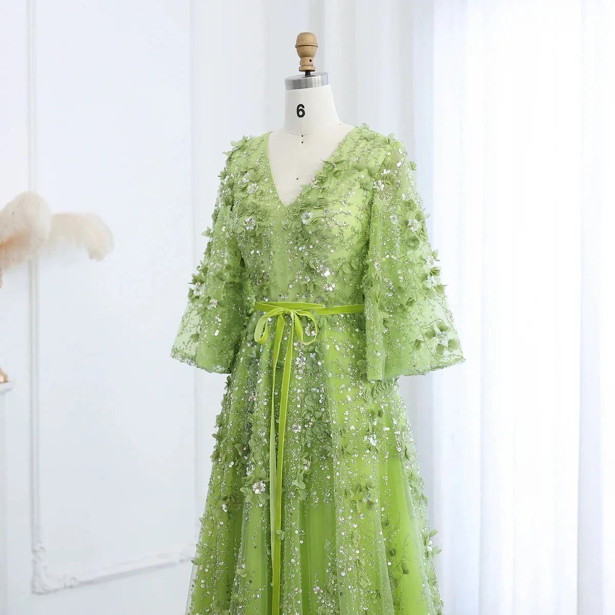 Sexy Plunging V-neck Green 3D Embroidered Flowers Evening Dress for Women Wedding Party Gowns SS354
