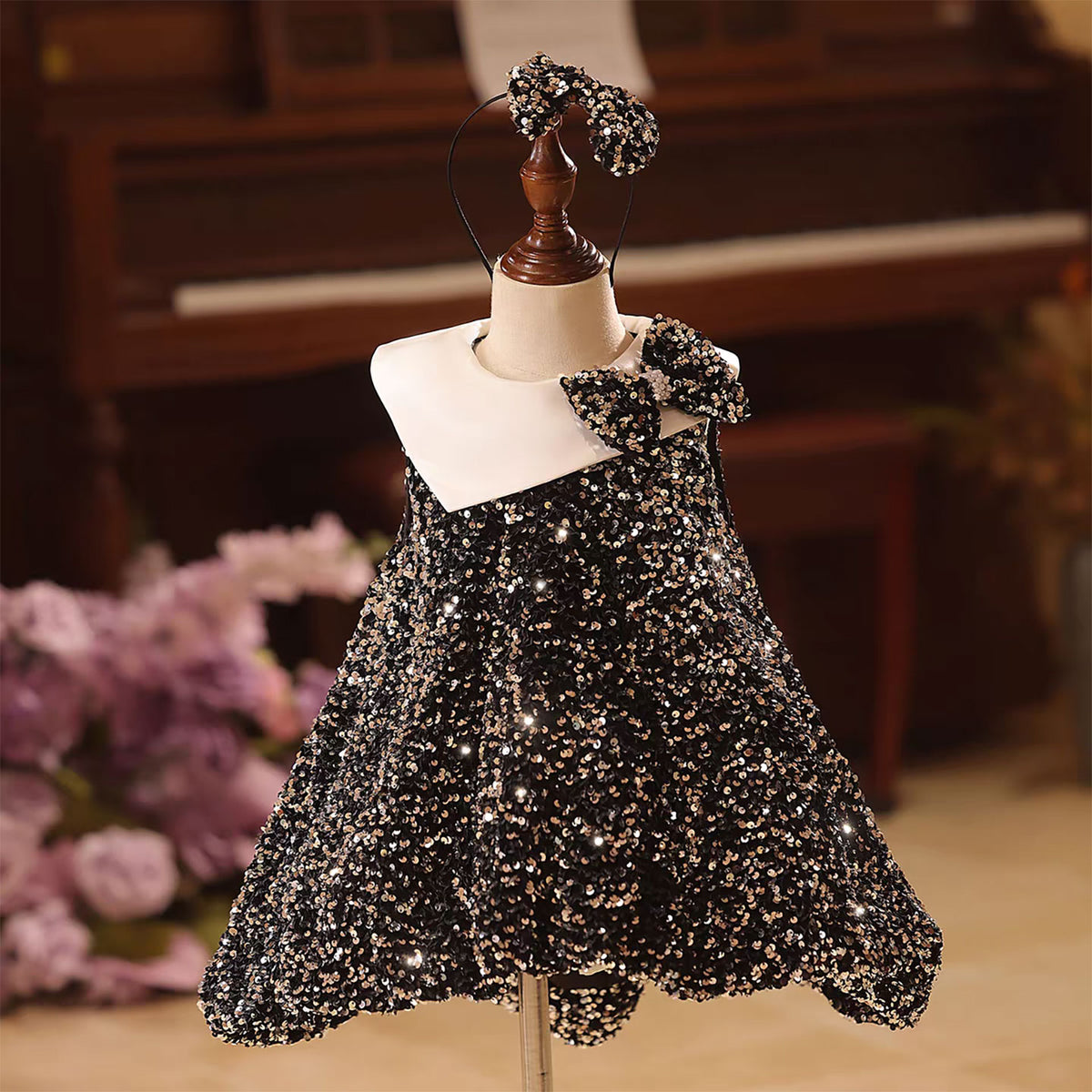 Elegant Black Gown for Girls with Glitter Mesh and Bow Flower Girl Dress D141