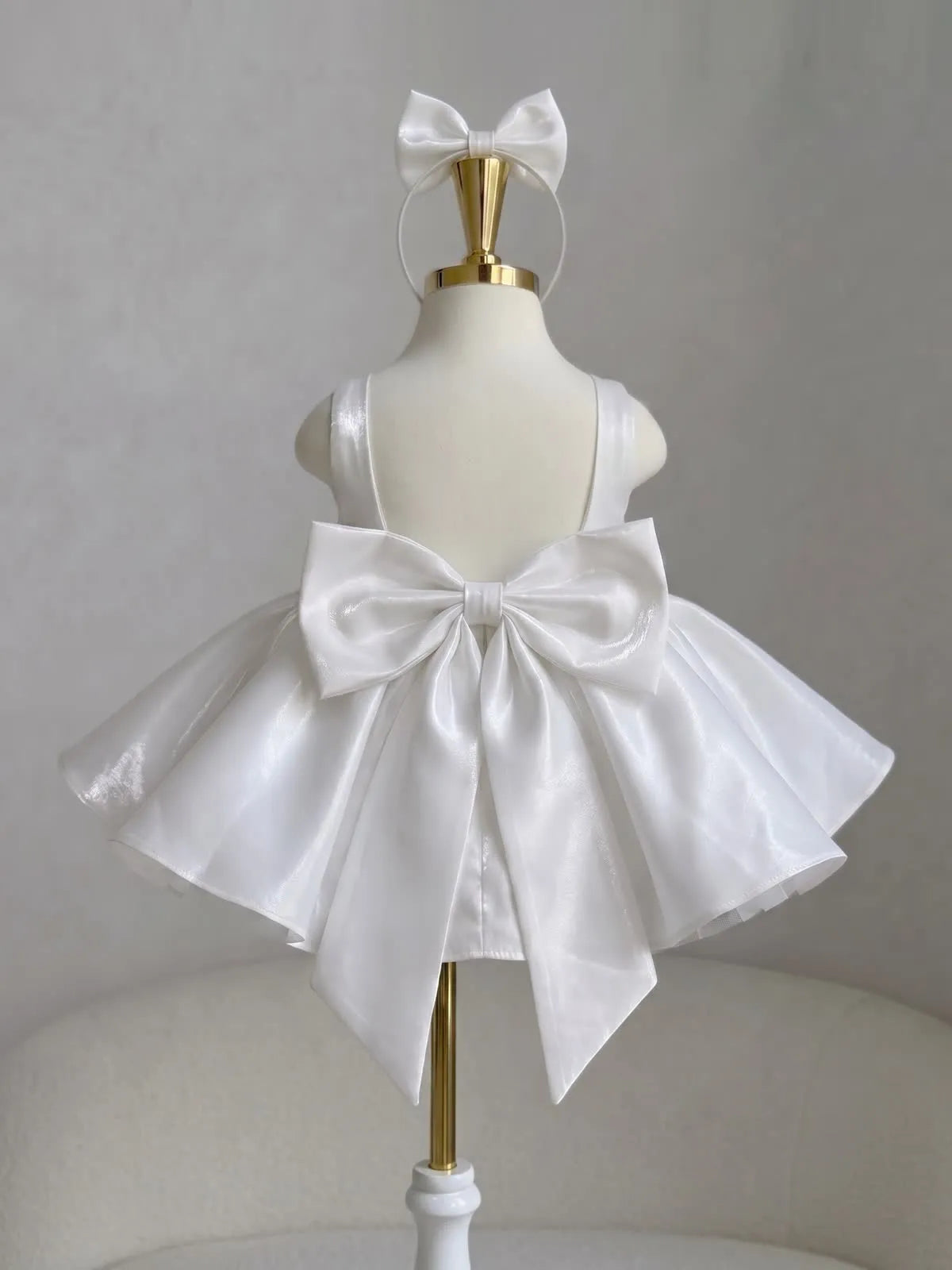 C012 White flower girl dress