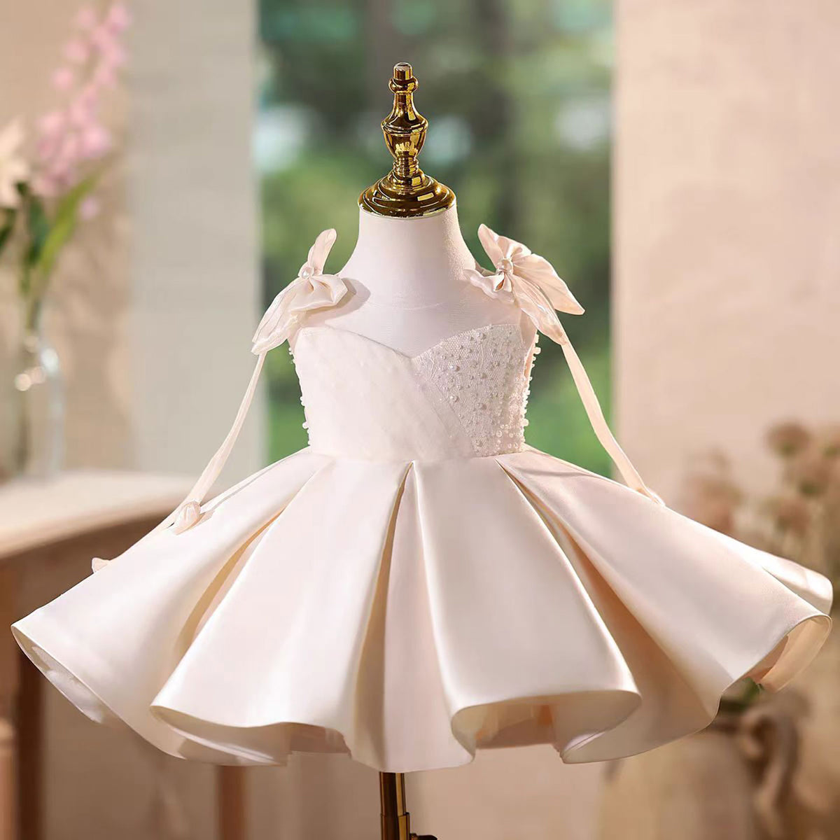 Champagne Flower Girl Dress with Bow and Pearl Birthday Party Prom J582