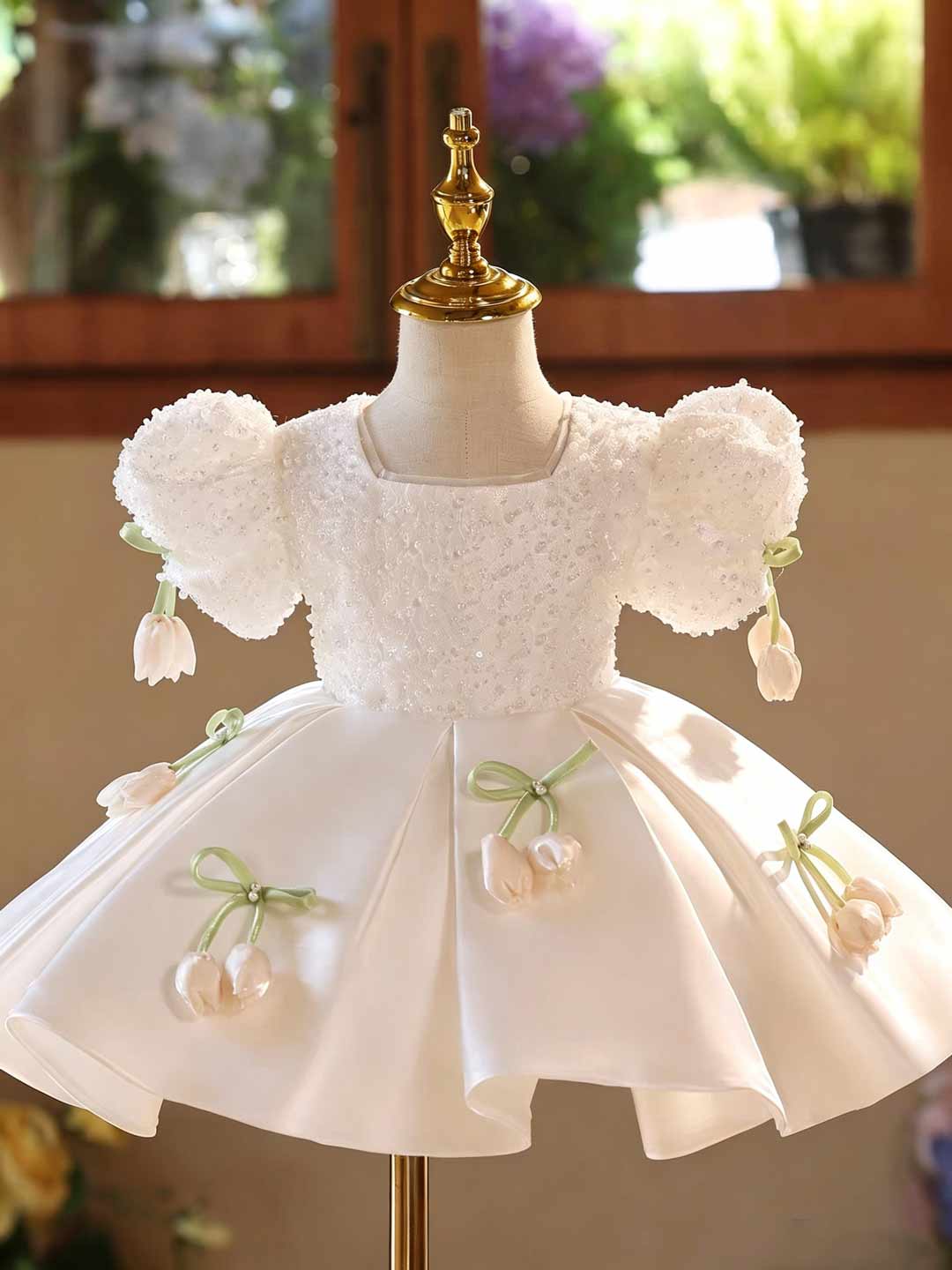 D601 White tulip puff sleeve flower girl dress