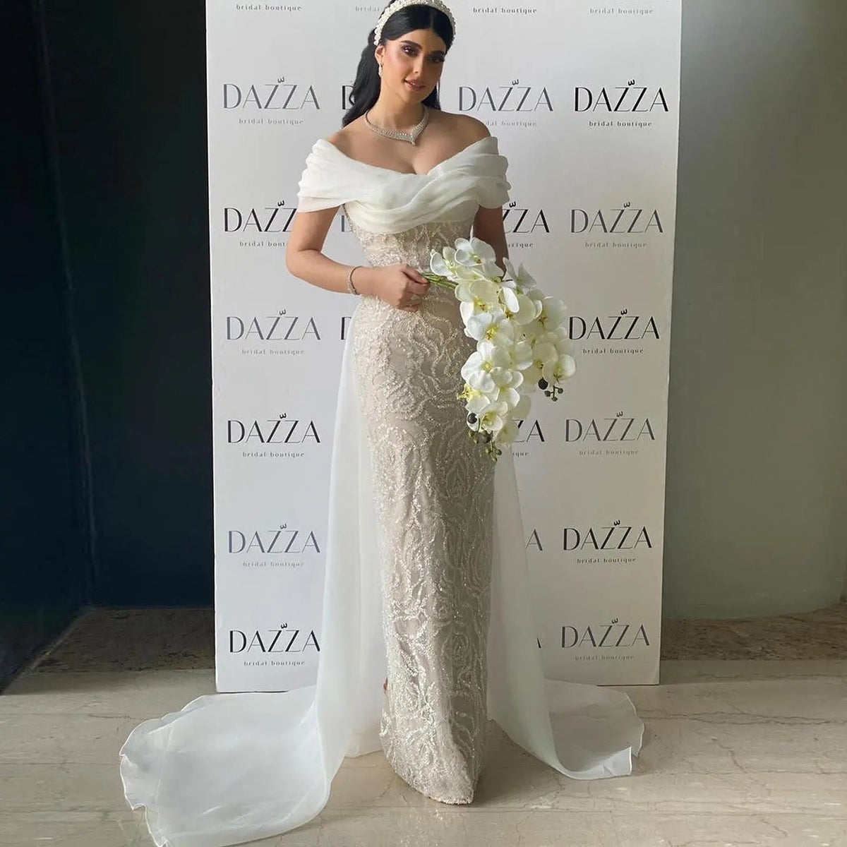 Exquisite Mermaid Evening Dress with Puffy Off-the-Shoulder Sleeves SS636