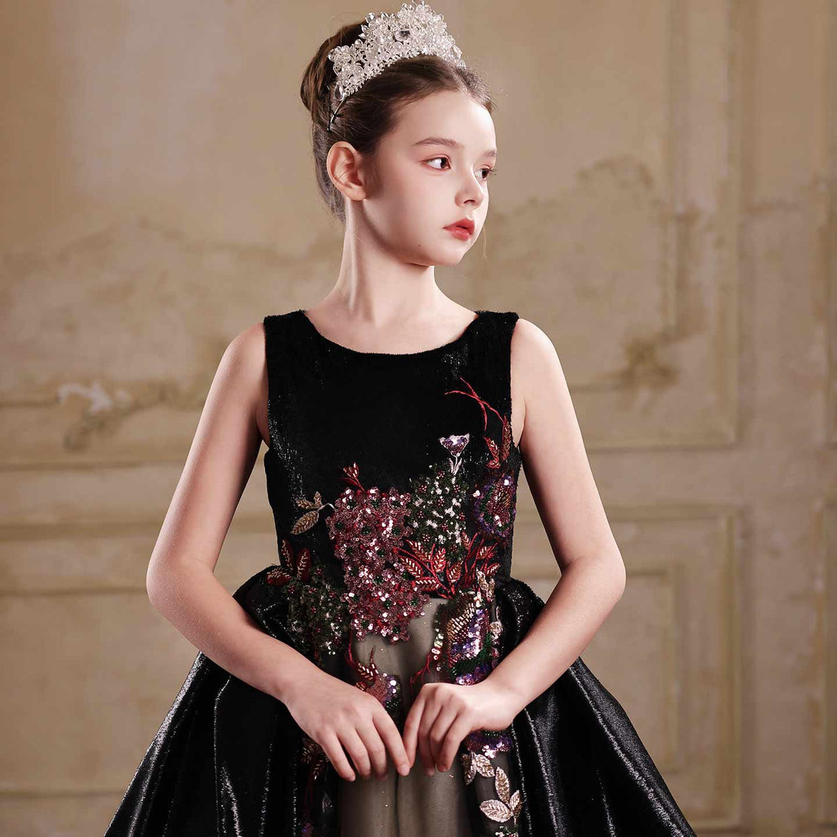 J126 black sequined embroidered flower girl dress 04