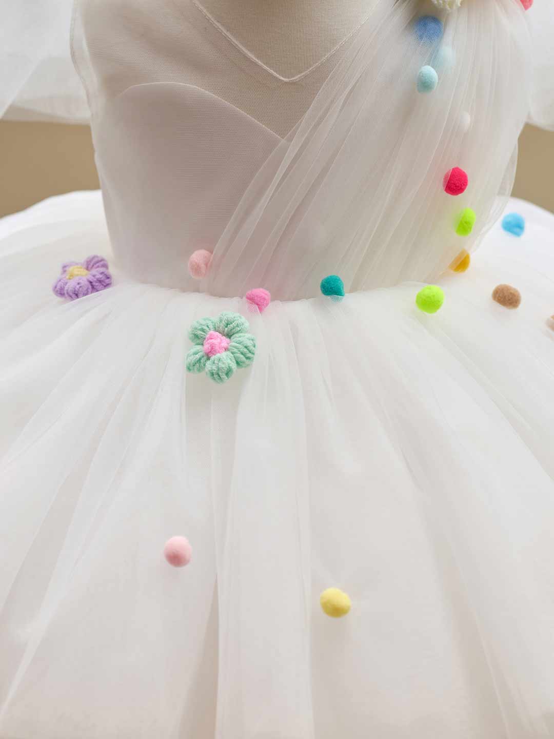 White pom-pom tulle flower girl dress J511 5