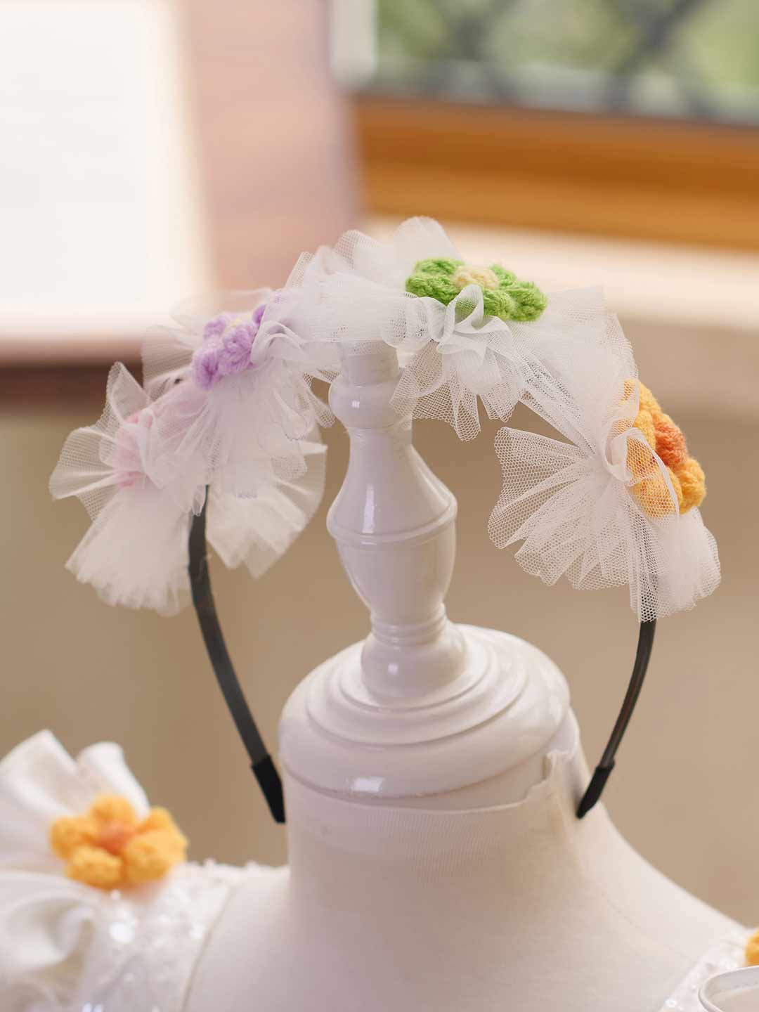 J519 White sequin flower girl dress