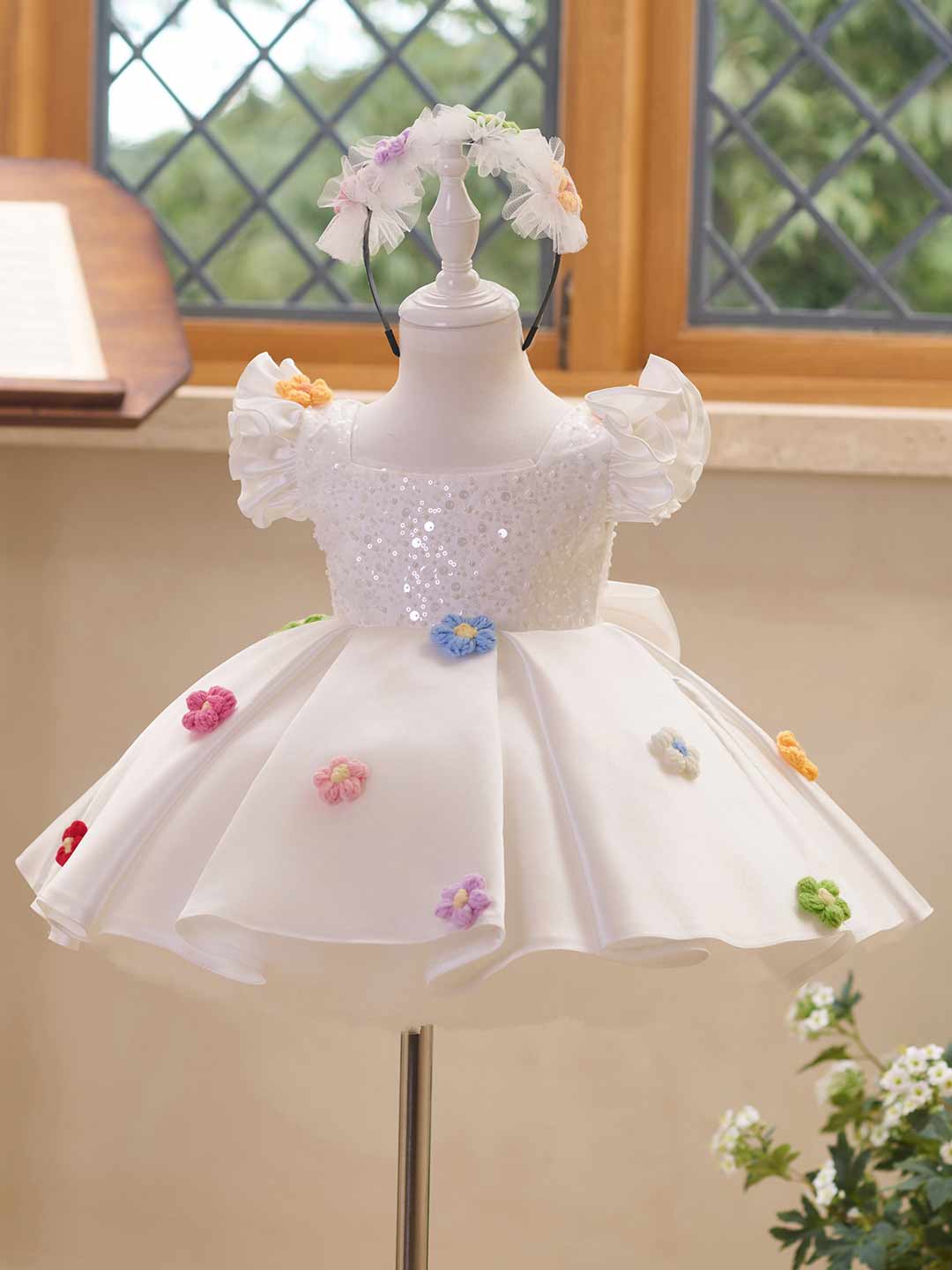 J519 White sequin flower girl dress