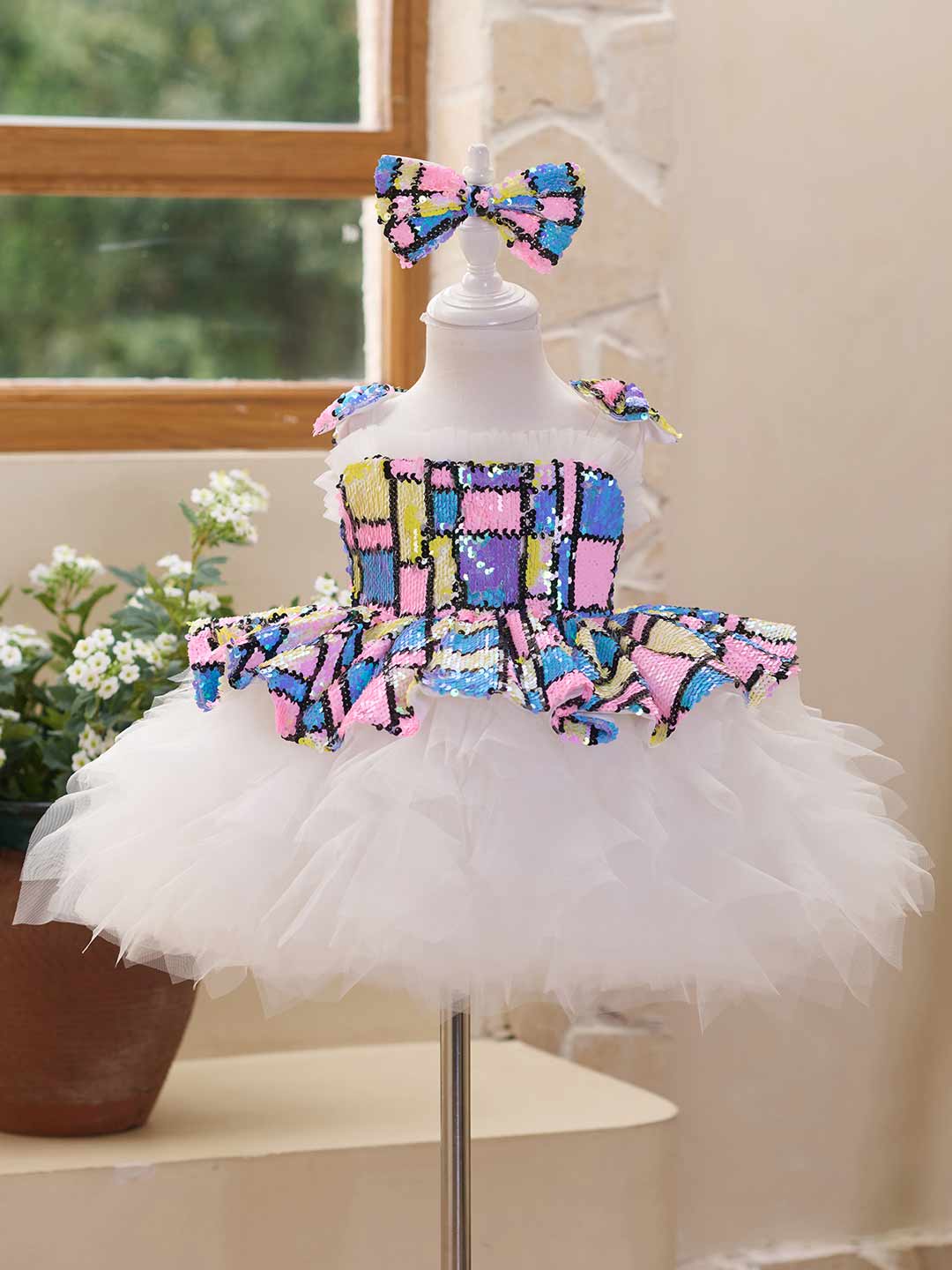 J522 sequin white tulle flower girl dress