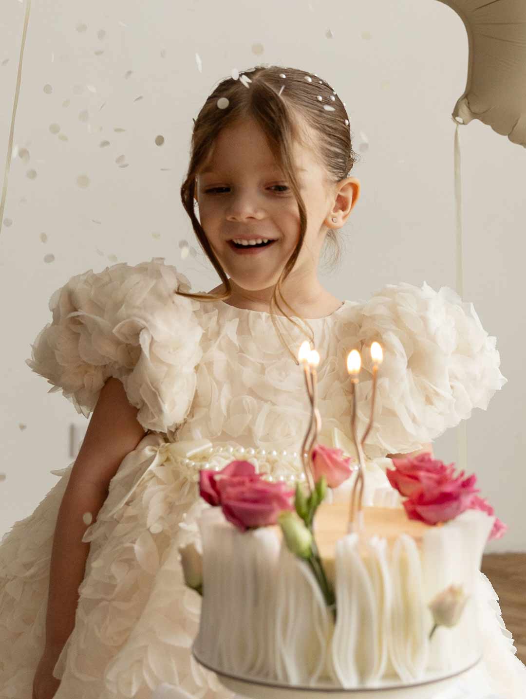 M086 off-white floral flower girl dress
