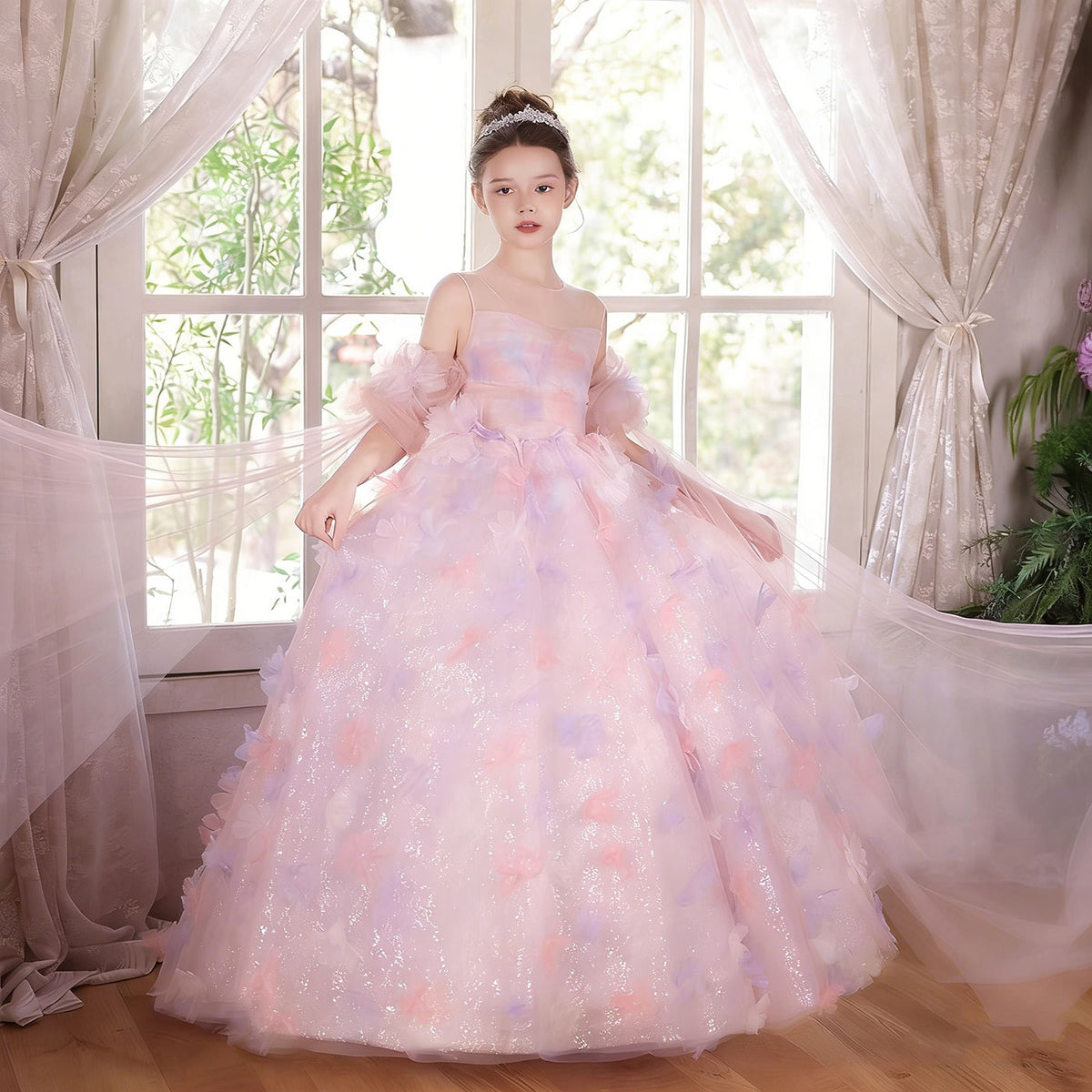 Magical Floral Tulle Princess Gown with Feathered Sleeves Perfect for Dreamy Occasions J033