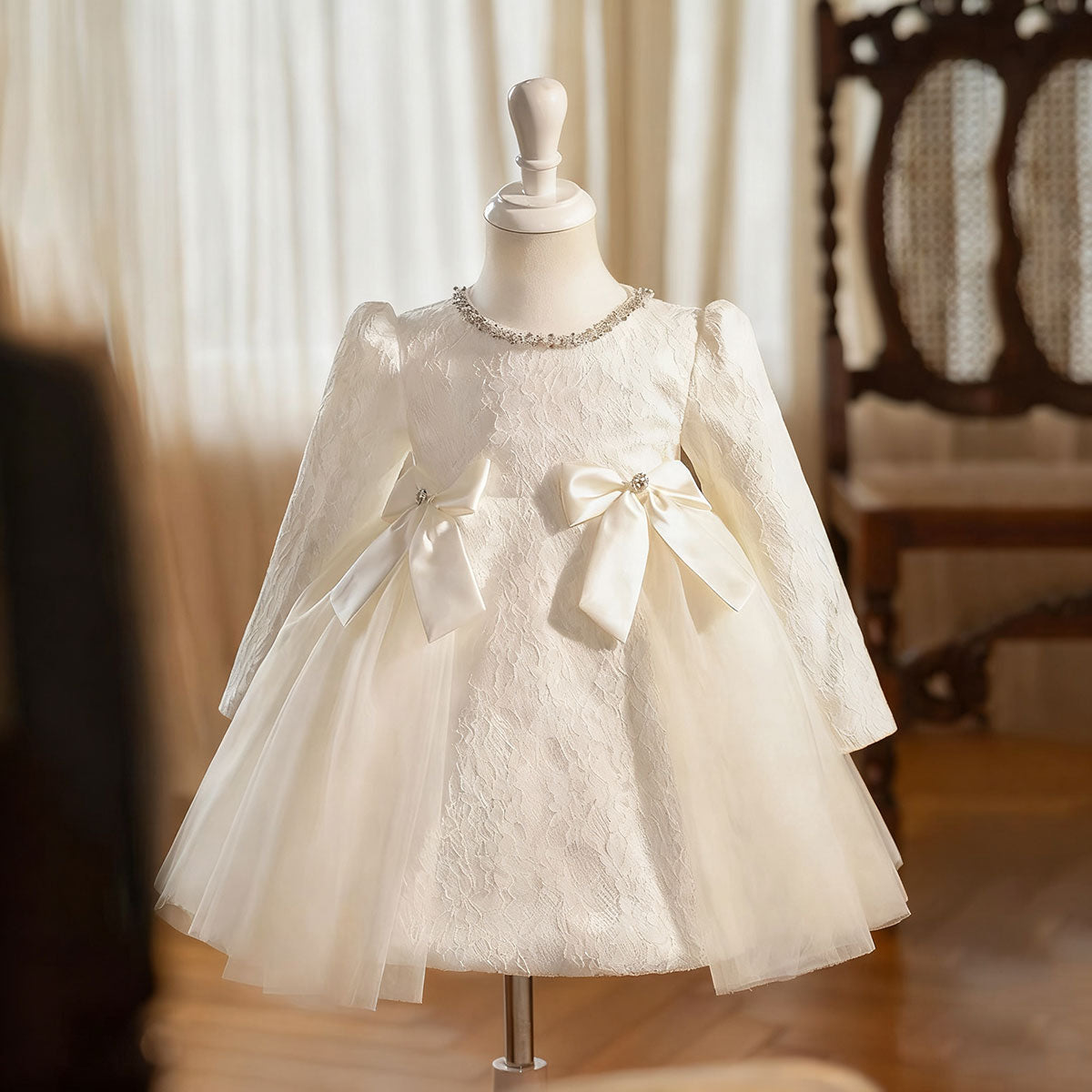 White Girl Dress Long Sleeve Knee Length Princess Birthday Gown D206