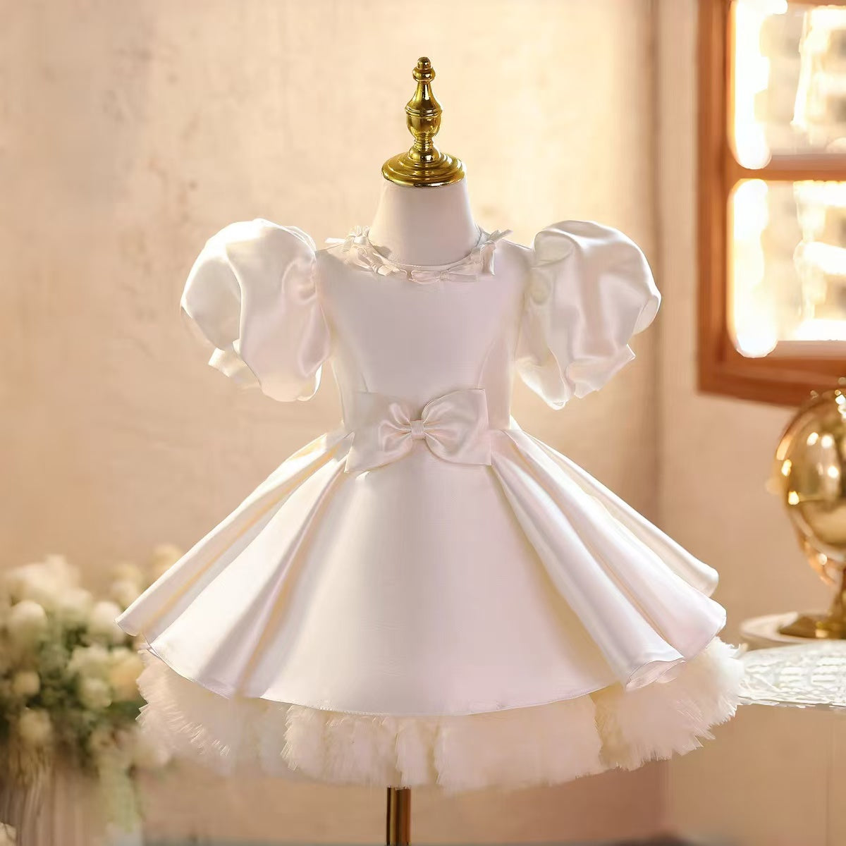 Elegant Flower Girl Dress Long Sleeve Princess Birthday Gown In White D214