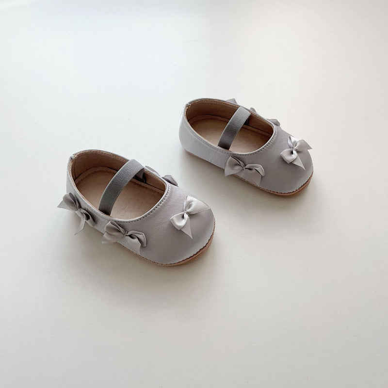 Baby gray bow Mary Jane flats